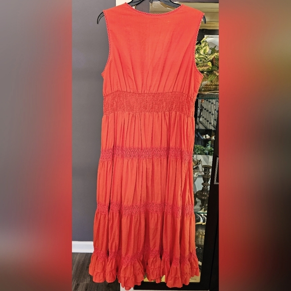 Sundress - Picture 9 of 14